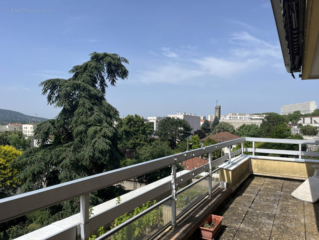 Appartement à CALUIRE-ET-CUIRE