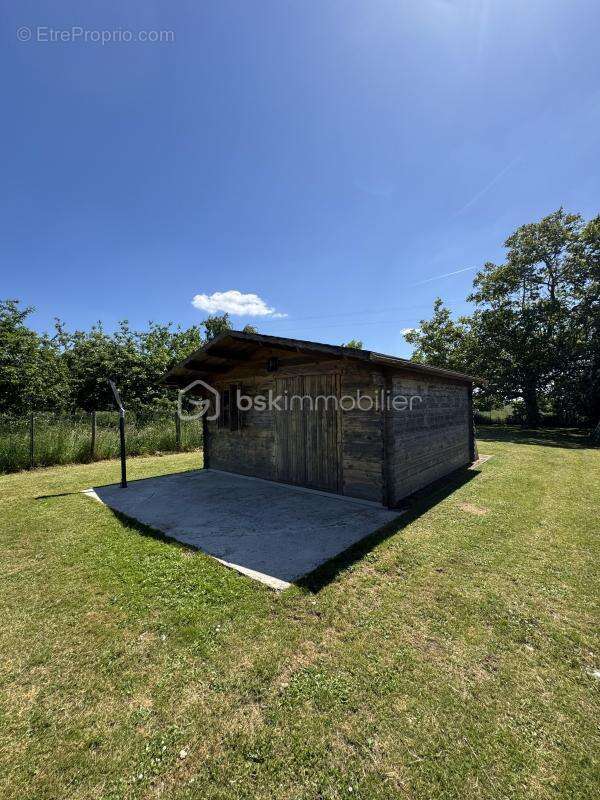 Maison briarde de charme – 146 m² – dépendances – terrain 1 350 m² – calme absolu - photo 14