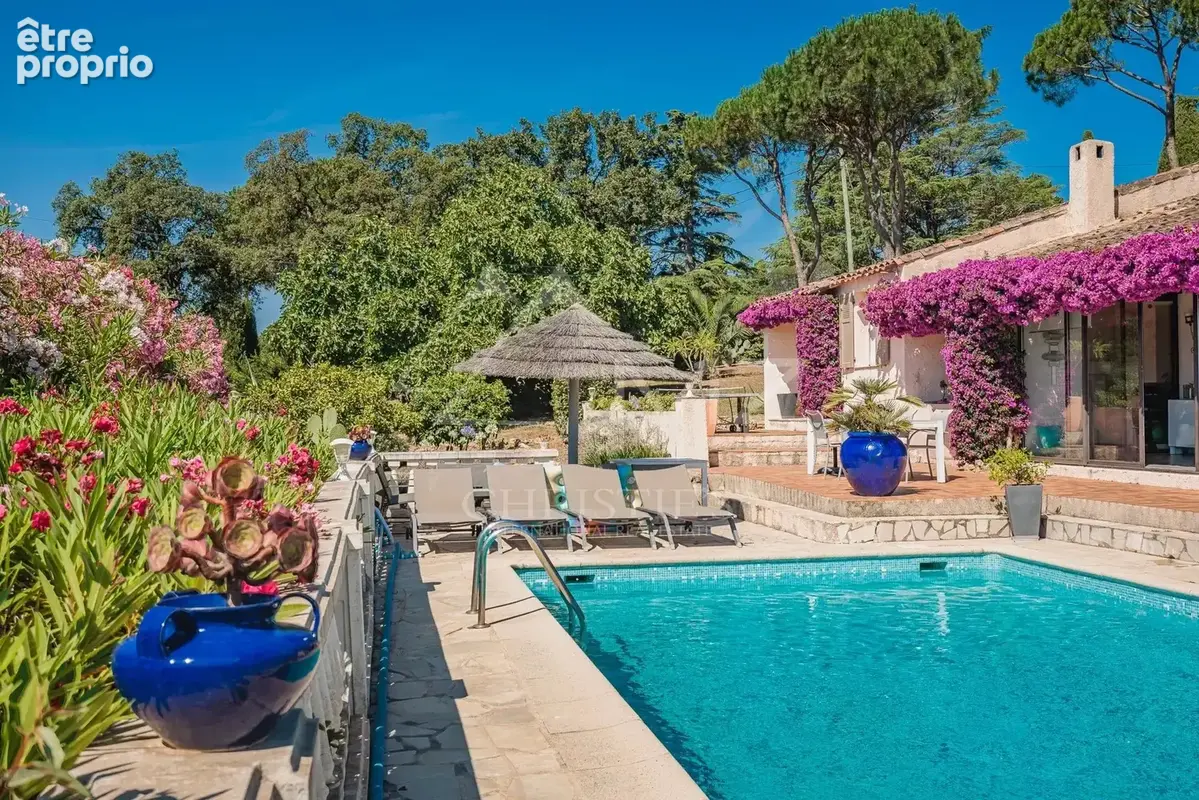 Villa provençale – Domaine recherché de Beauvallon - photo 3