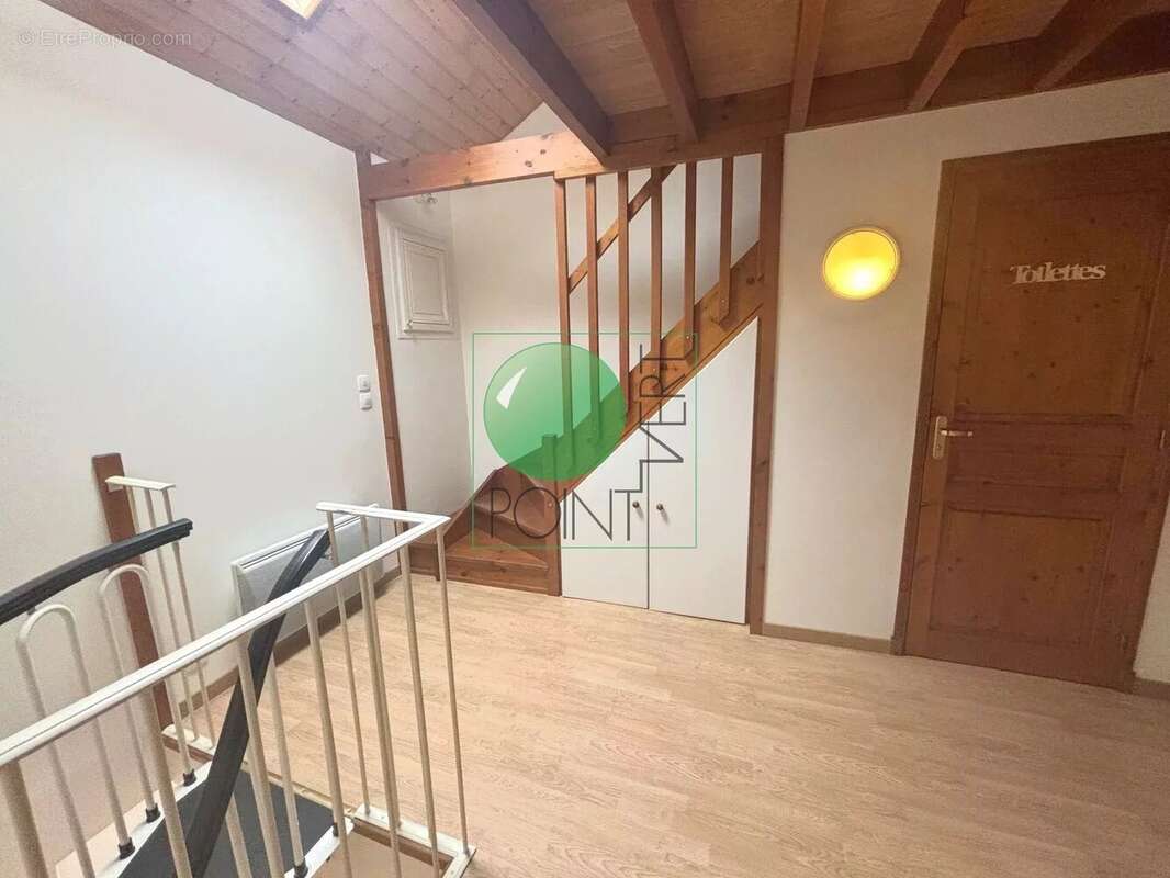 Appartement à LA FERTE-ALAIS