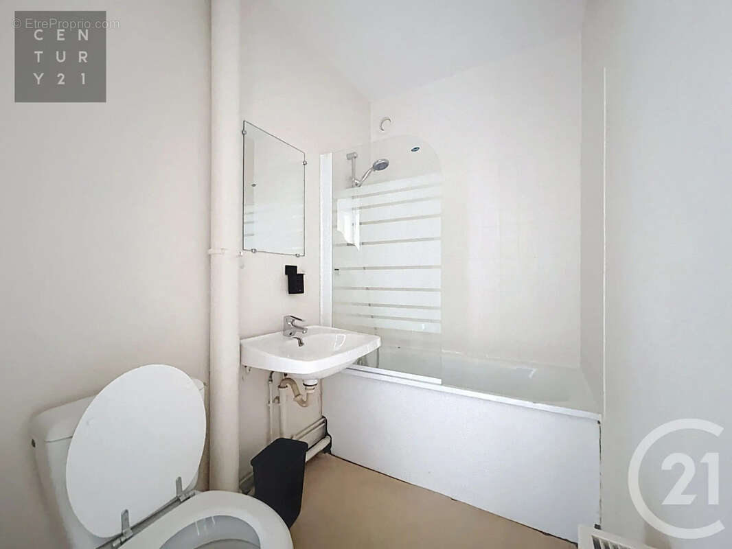 Appartement à SAINT-JULIEN-LES-VILLAS