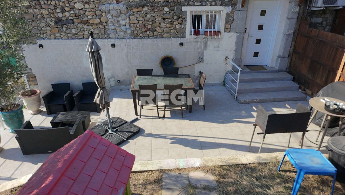 Maison de village de type 5 avec garage - photo 2