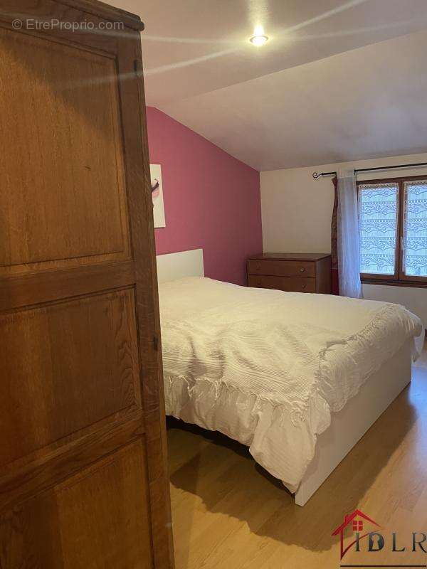 Maison à SAINT-BRESSON