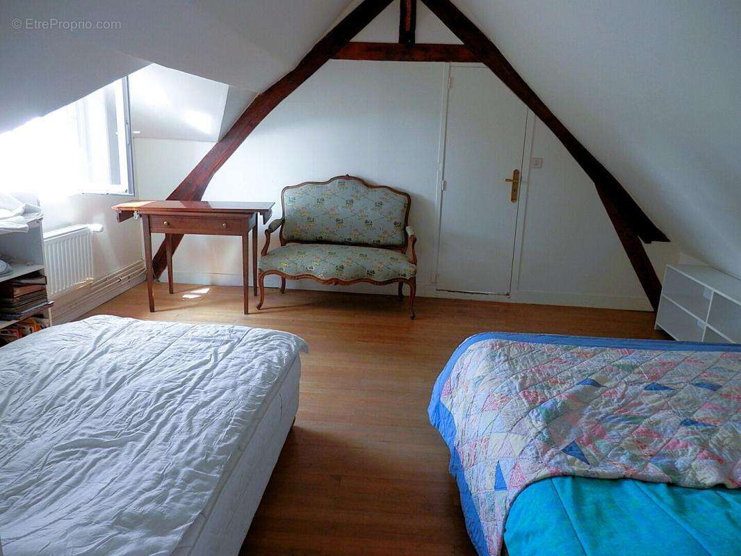 Maison à GRANDVILLIERS