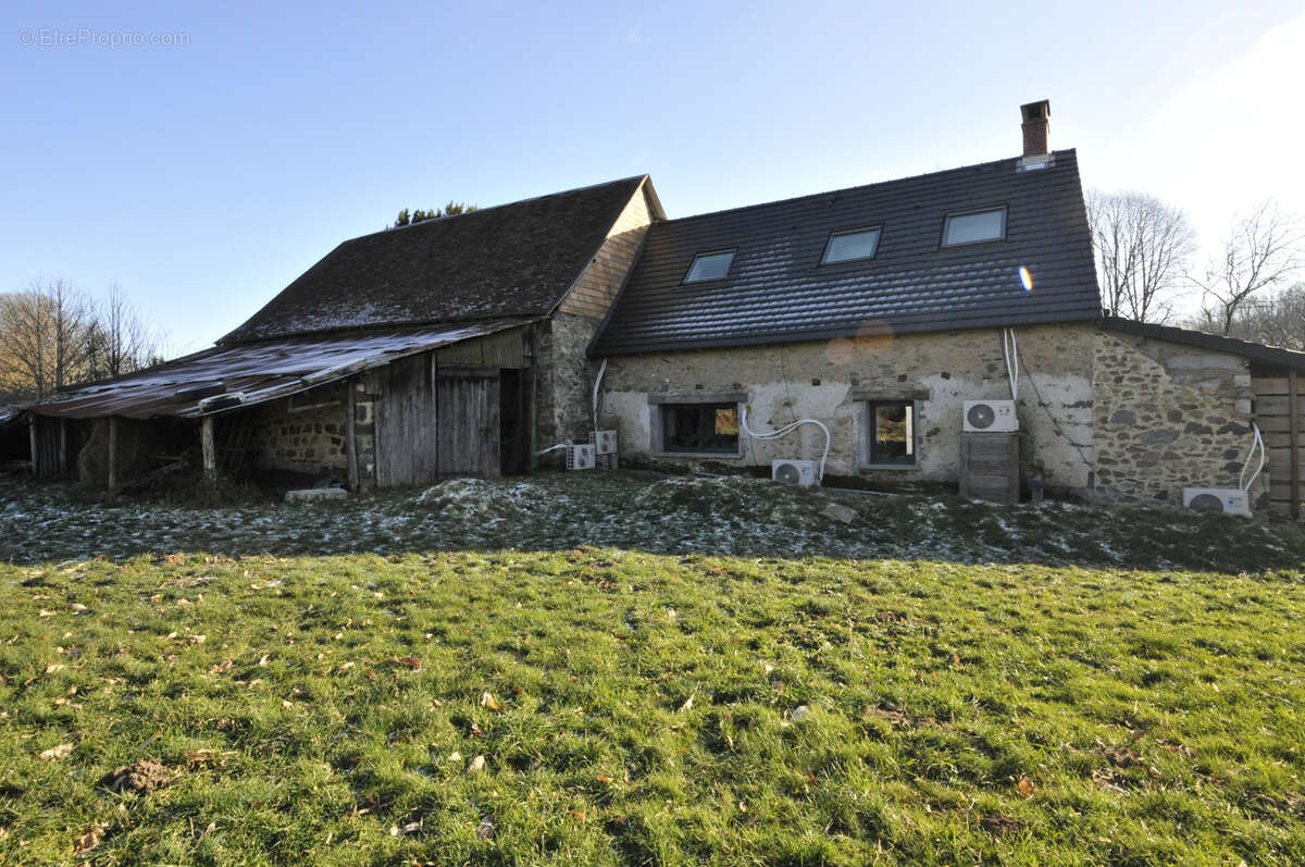 Maison à LA PORCHERIE
