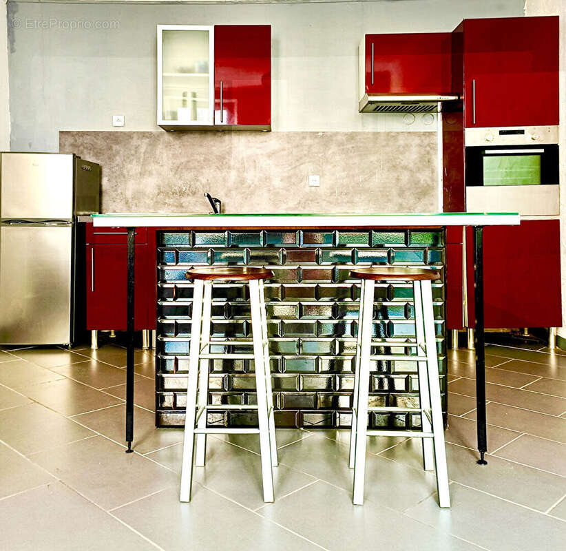 Appartement à MARSEILLE-3E