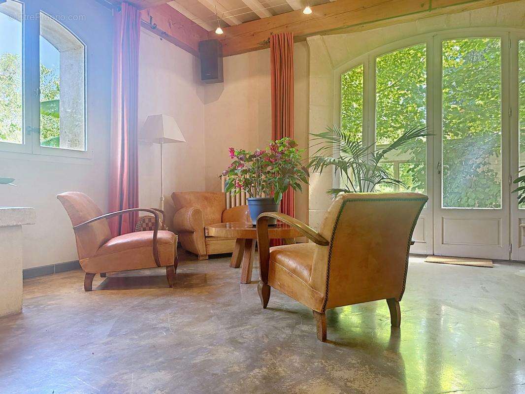 Maison à CHATEAURENARD