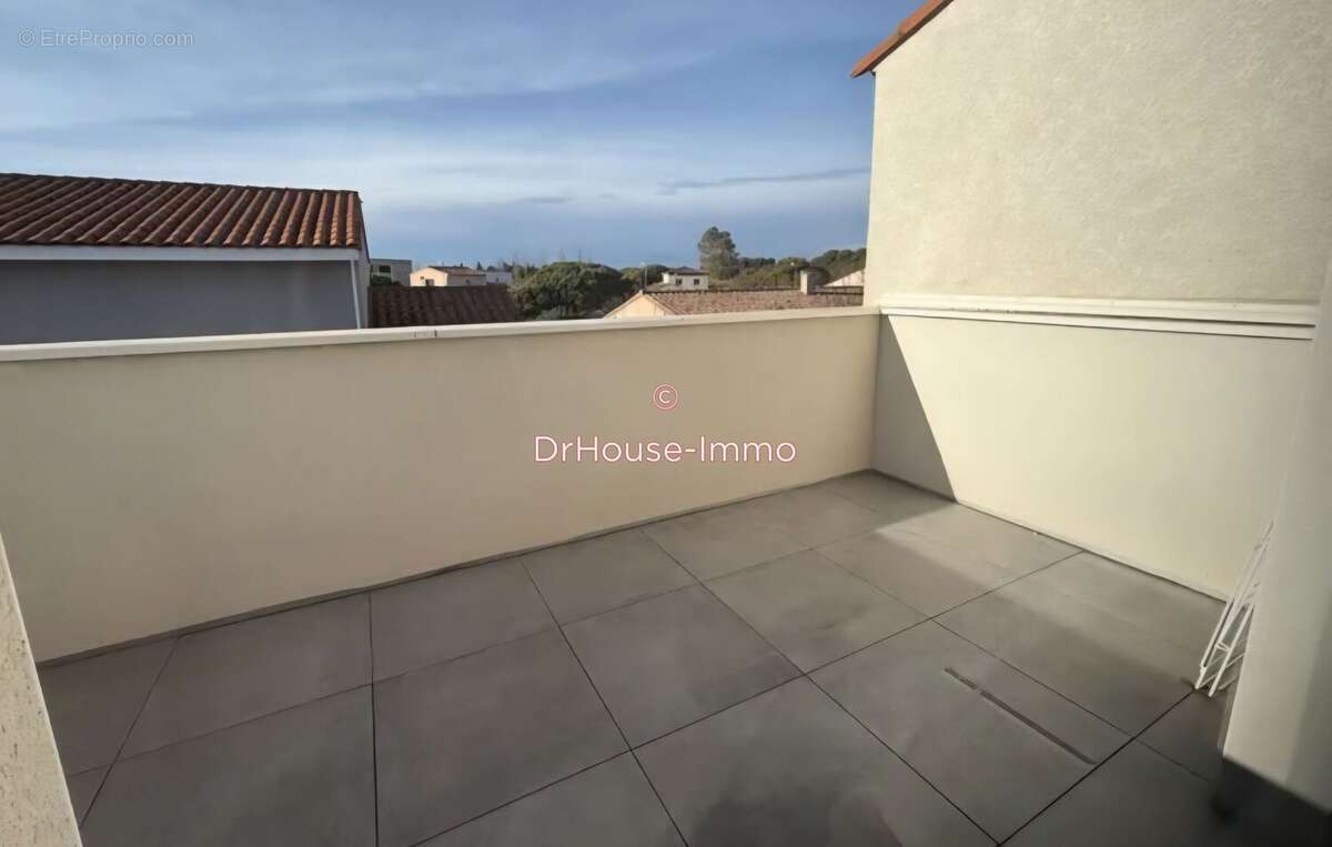 Appartement à SAINTE-MARIE