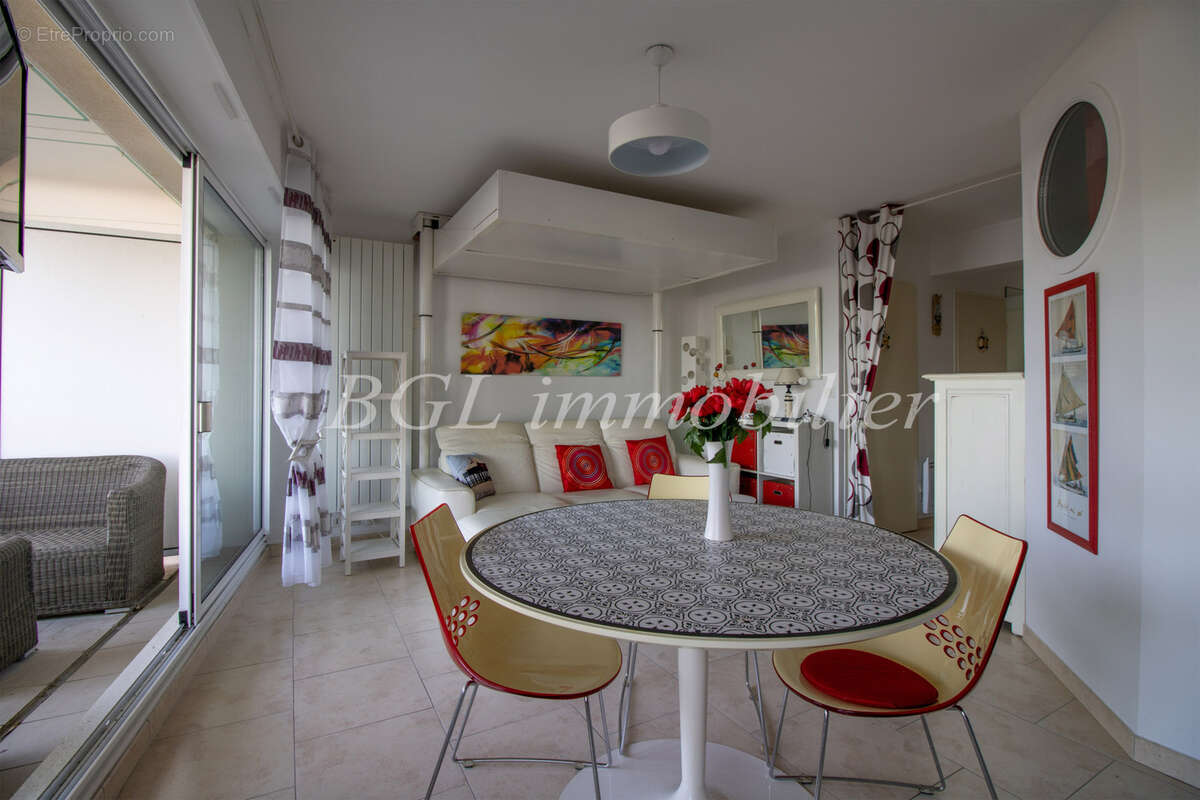 ARCACHON - Appartement d’exception en première ligne face au Bassin - photo 4