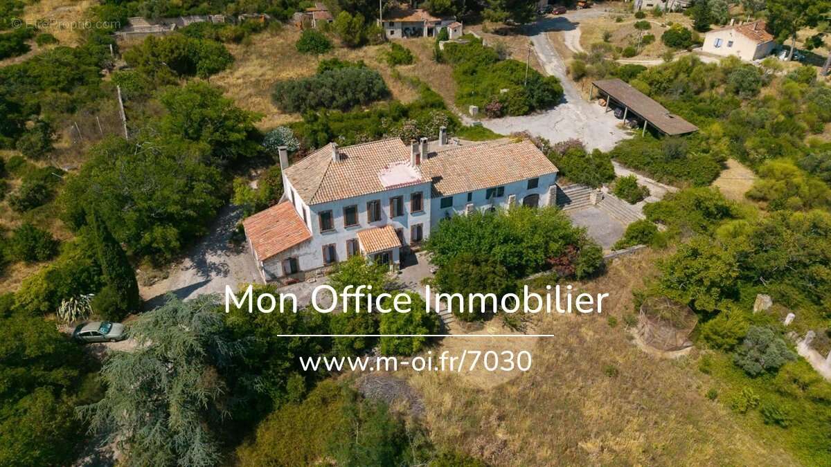 Référence : 7030-ABO - Vaste domaine 40 hectares + 2 Maisons de 500 m2 et 85 m2 + divers bâtis - photo 8