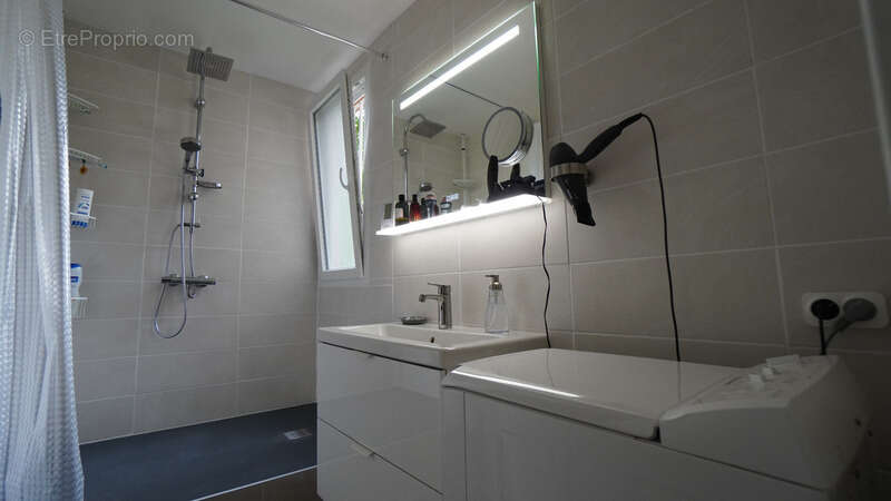 Appartement à EPINAY-SUR-SEINE