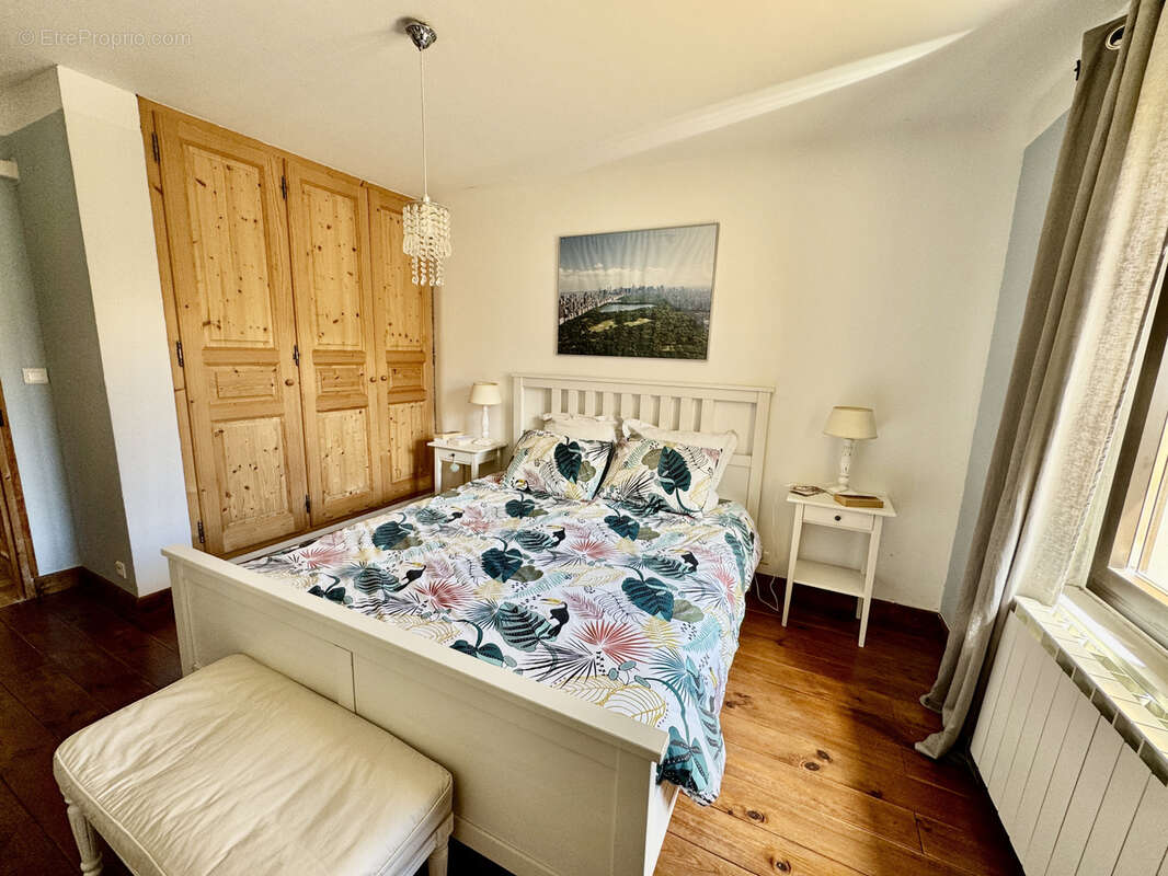 Maison à SAINT-VICTOR-LA-COSTE