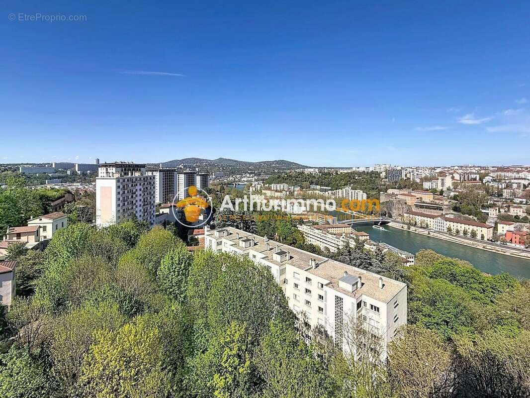 Appartement à LYON-9E