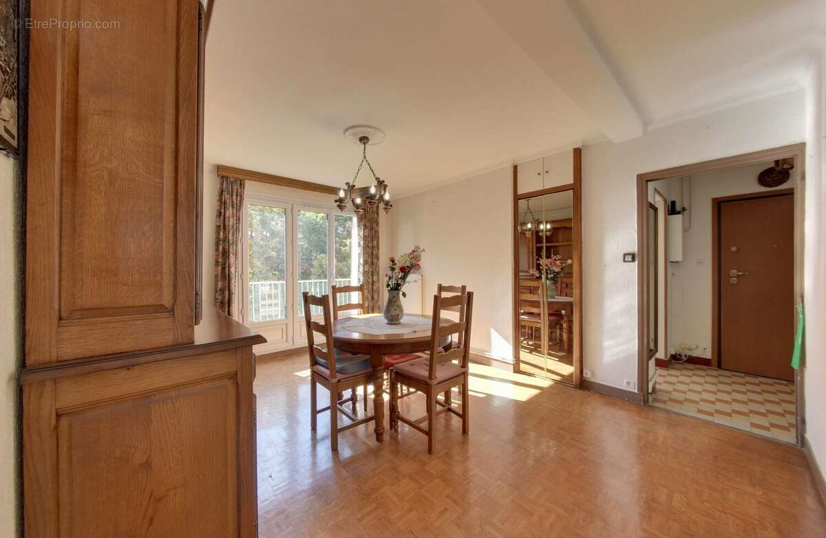 Appartement à FONTANIL-CORNILLON