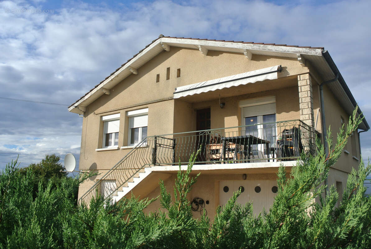 Maison à SAINTE-BAZEILLE