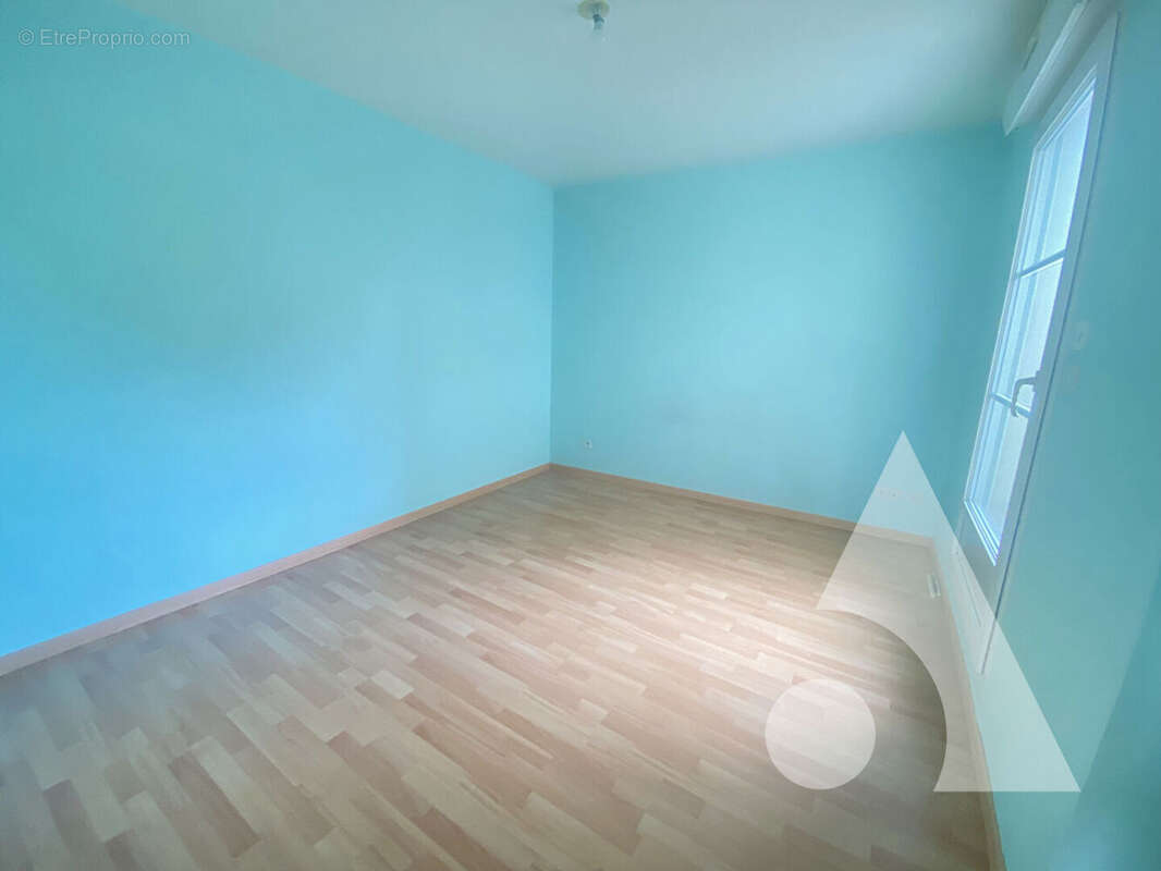 Appartement 2 chambres - centre ville crepy en valois - loggia - photo 5