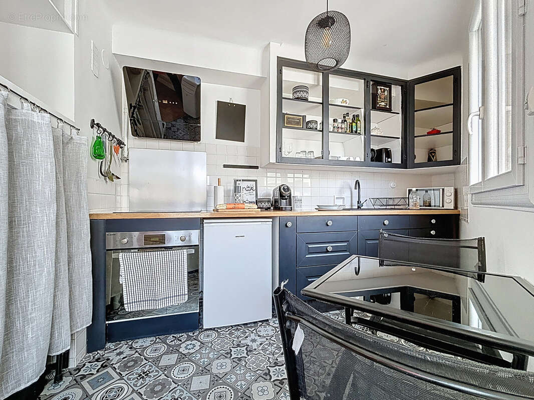 Appartement à MARSEILLE-7E