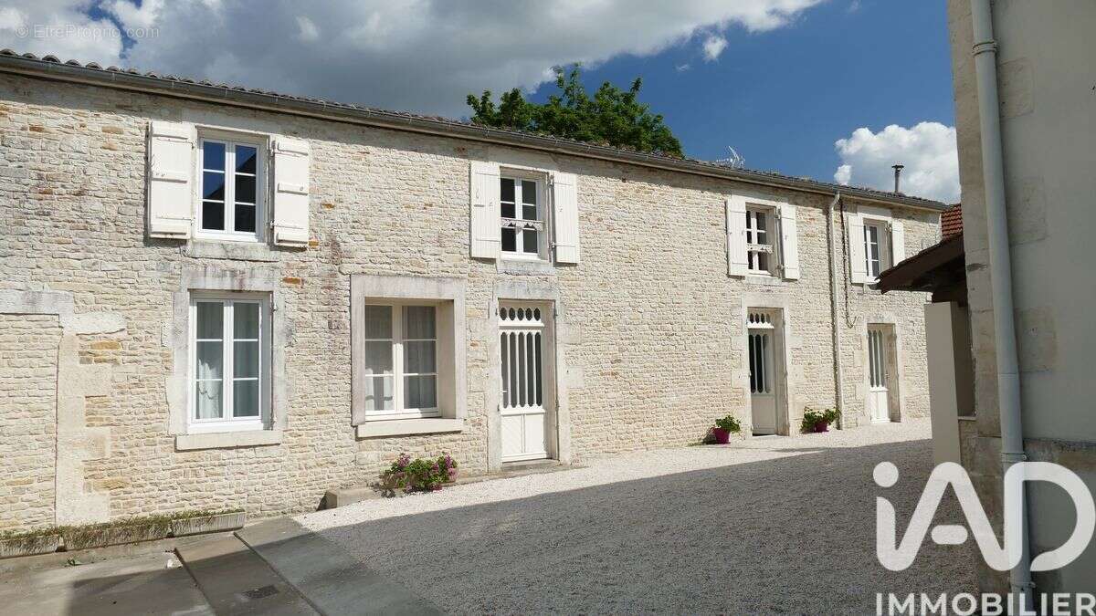 Photo 3 - Maison à SAINT-SAUVEUR-D'AUNIS