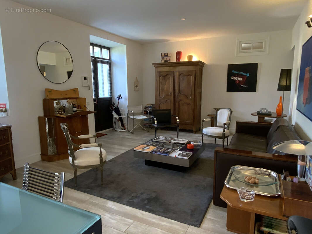 Appartement à CHENS-SUR-LEMAN