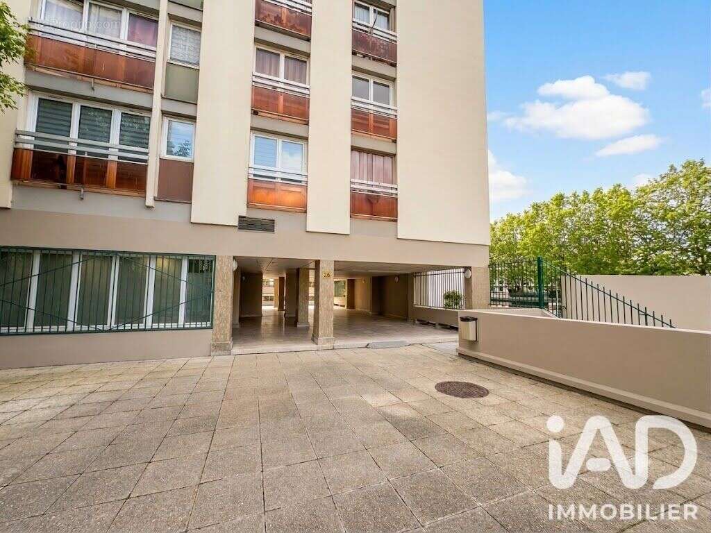 Appartement 42 m² à Pantin  - photo 2