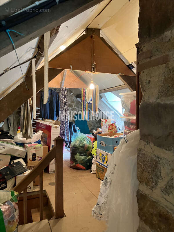 Maison à HENANBIHEN