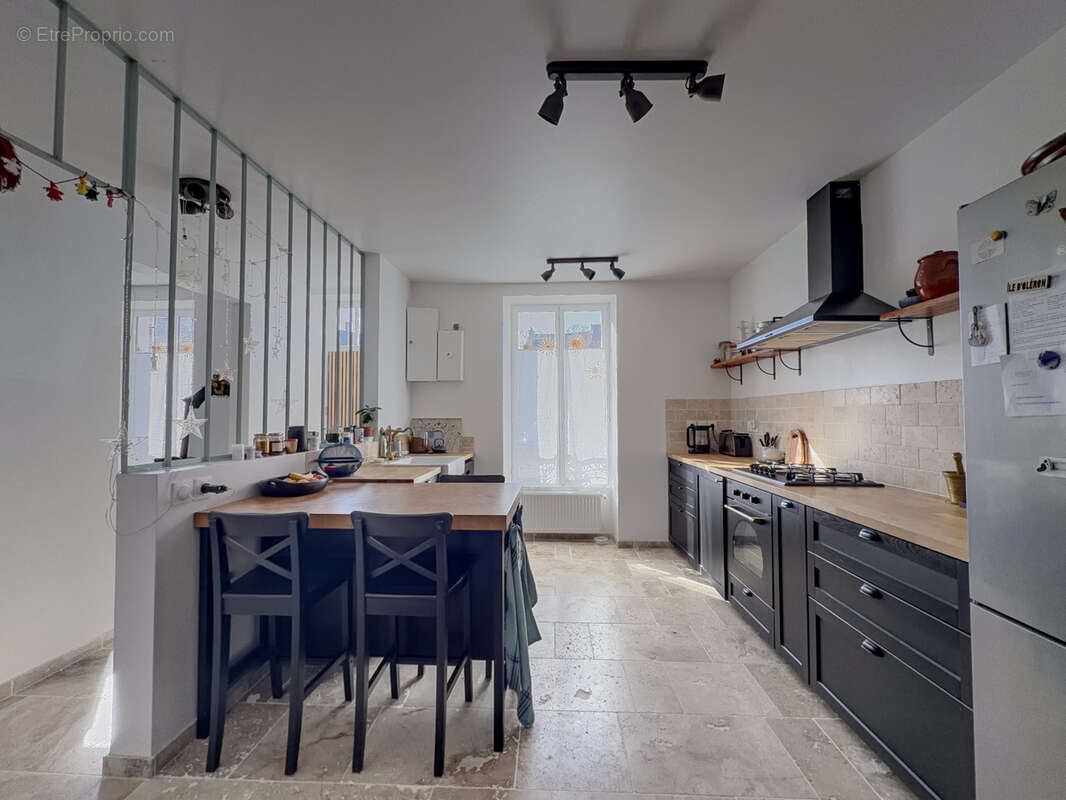 Maison à MILLY-LA-FORET