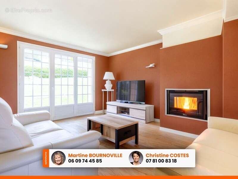 Maison à LA MONNERIE-LE-MONTEL