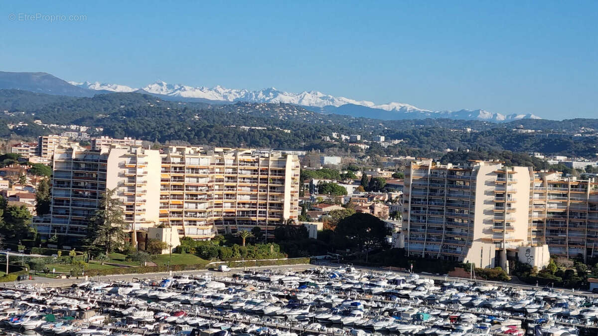 Appartement à MANDELIEU-LA-NAPOULE