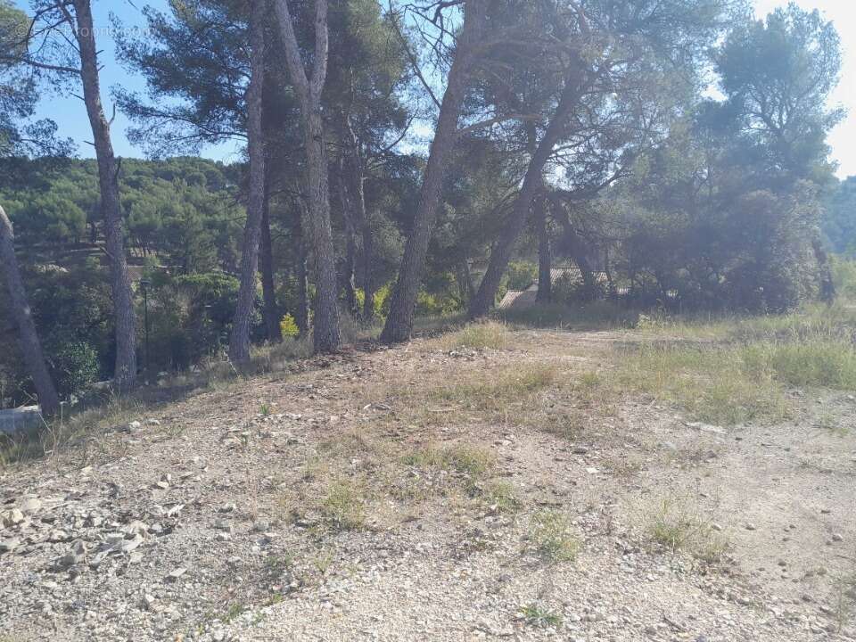 Terrain à SEPTEMES-LES-VALLONS