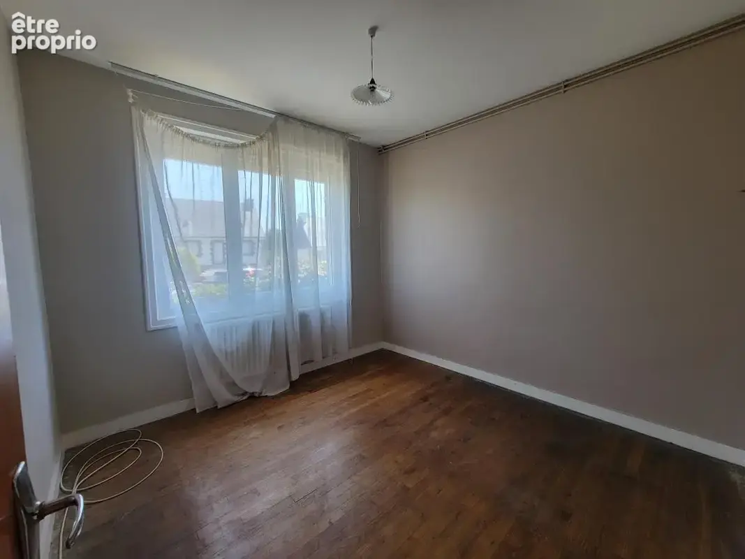Maison 6 pièces 115 m² à vendre à Gourin (56110) - photo 7