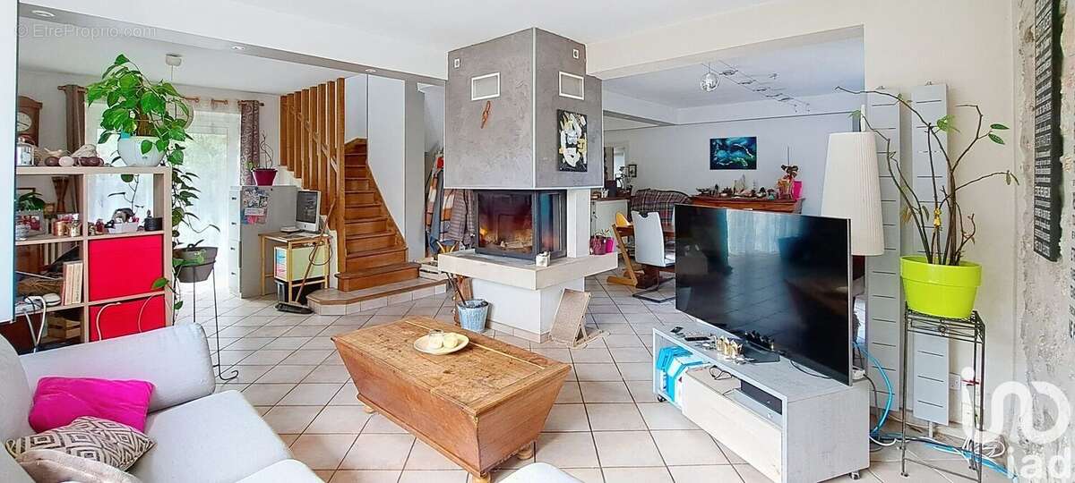 Photo 6 - Maison à CERNY