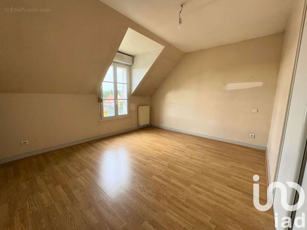 Photo 7 - Maison à LINAS