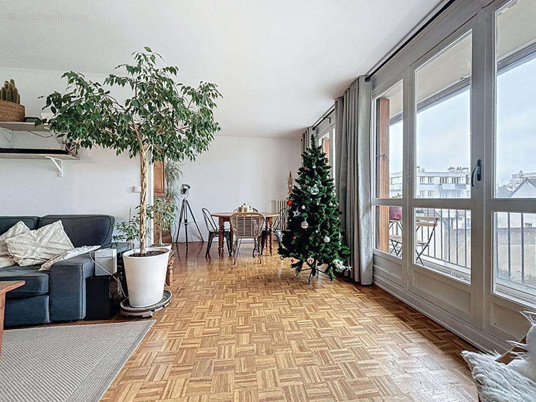 Appartement à VILLEJUIF