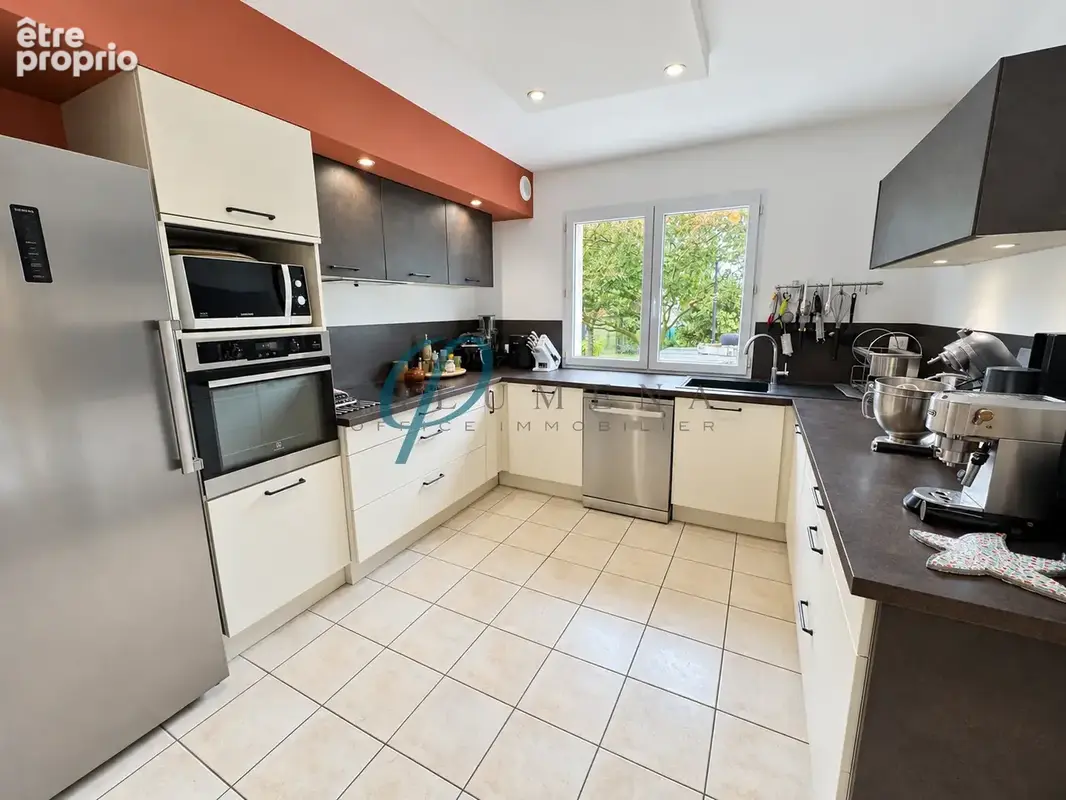 Maison 7 pièces - 198m2 - photo 5