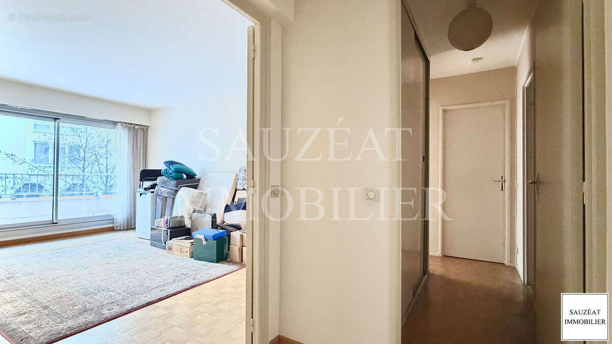 Appartement à MONTROUGE