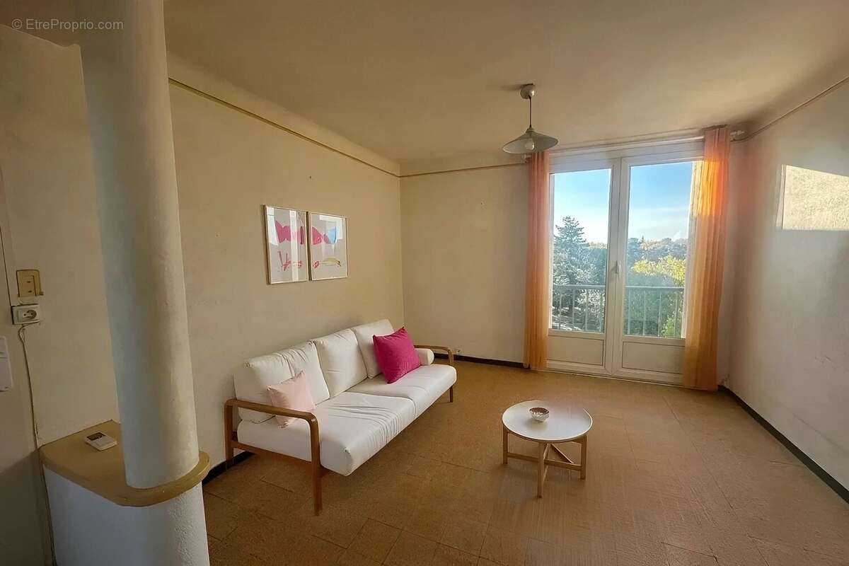 Appartement à ARLES