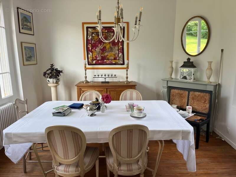 Maison à CRICQUEBOEUF