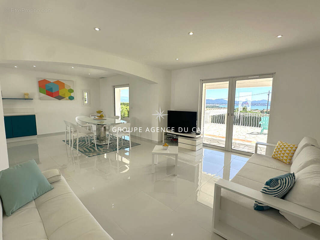 Maison à FREJUS