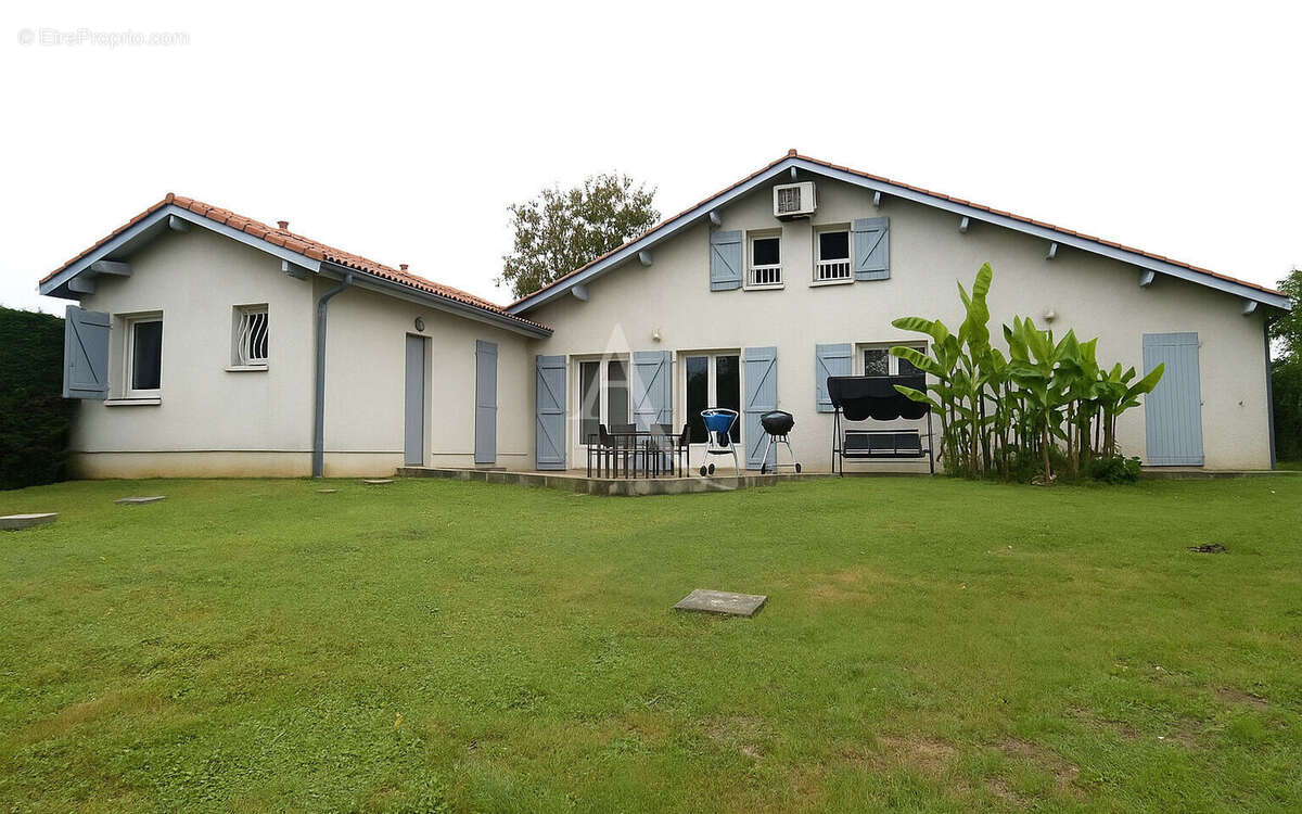 Maison à SAINT-GEIN
