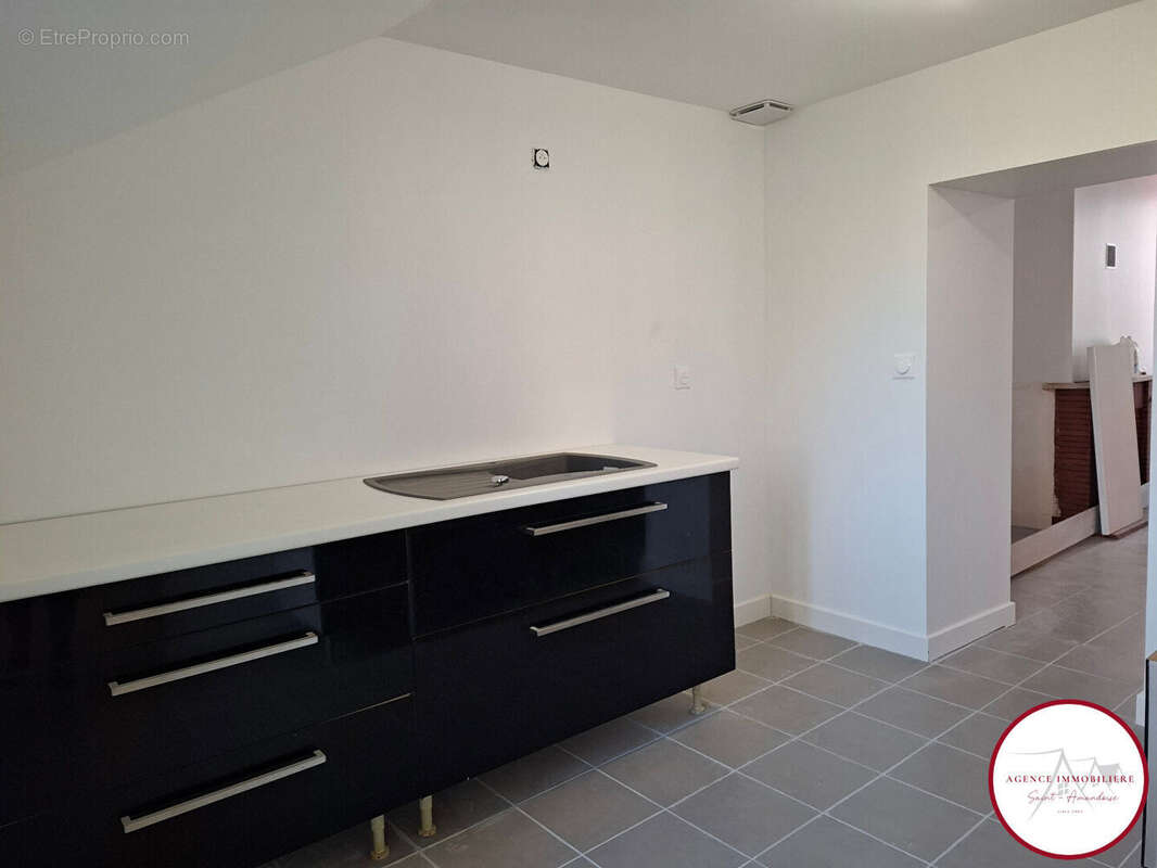 Maison à SAINT-AMAND-MONTROND