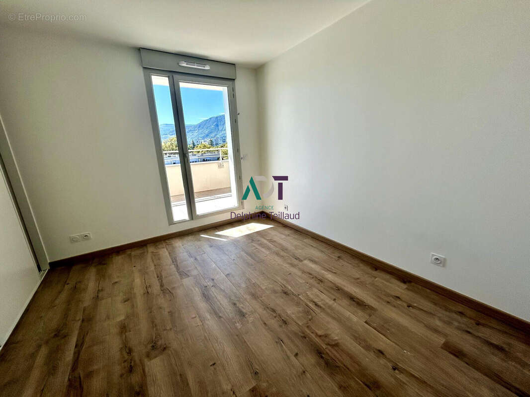 Appartement à MEYLAN