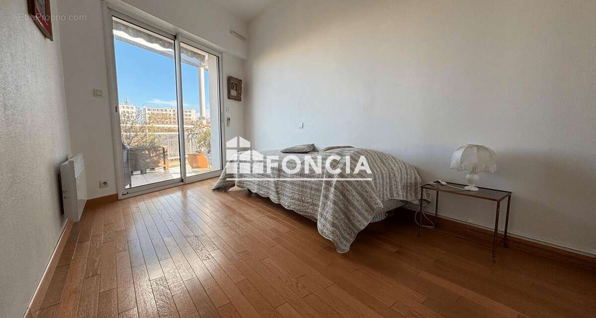 Appartement à LA ROCHELLE