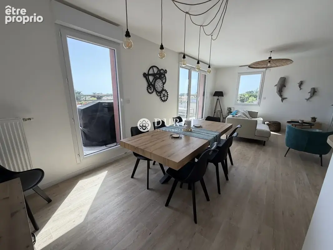 Appartement 4 pièces 90 m² à vendre à Saint-Gilles-Croix-De-Vie (85800) - photo 5