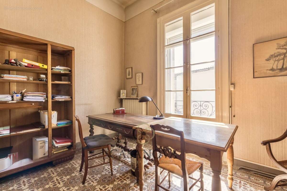 Maison à MAUGUIO