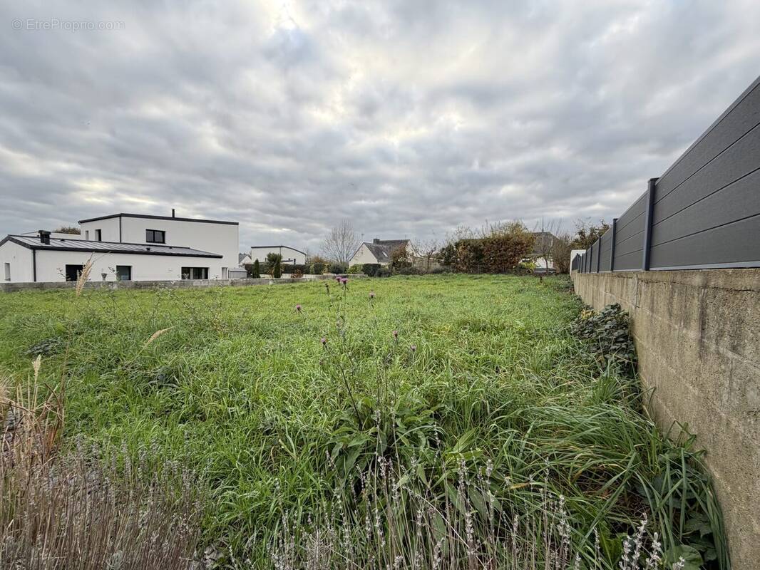 Terrain à PONTIVY