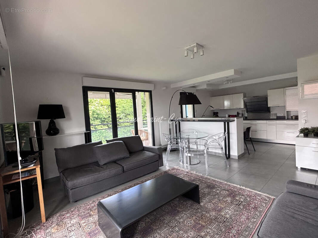Appartement à SAINT-DIDIER-AU-MONT-D'OR