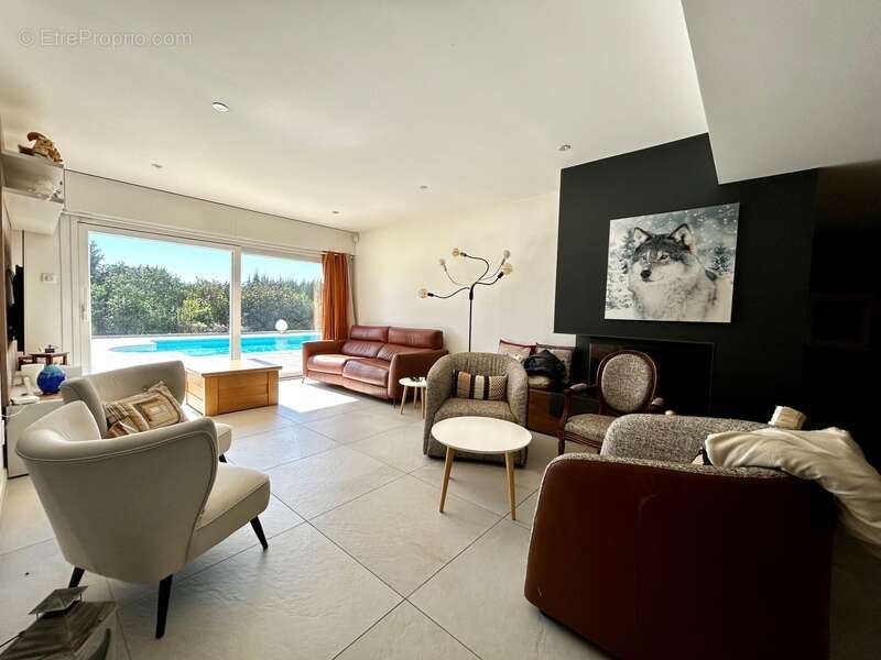 Maison à CONTAMINE-SUR-ARVE