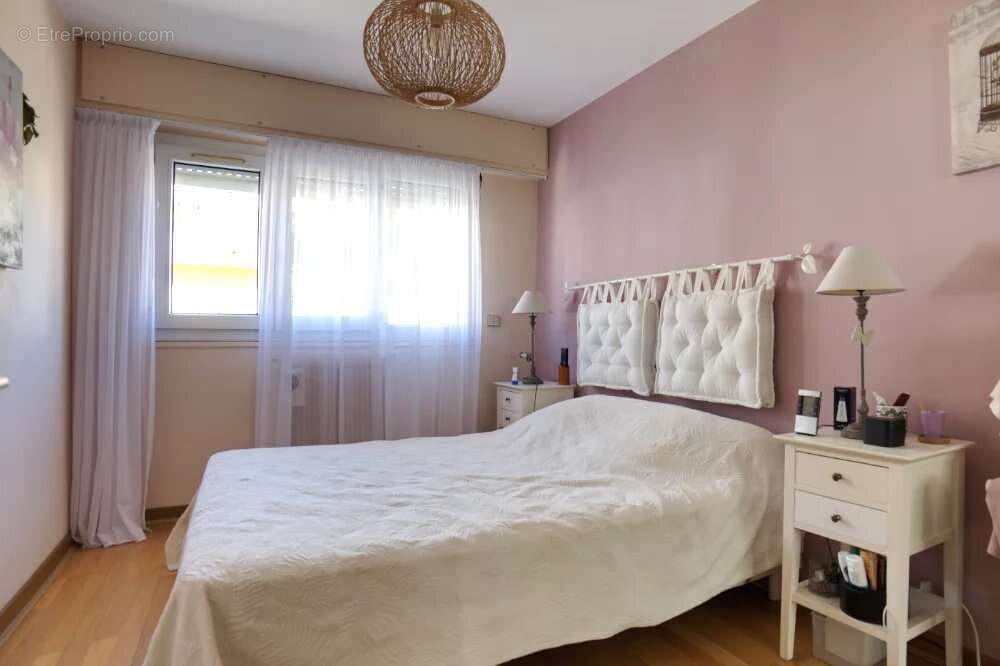 Appartement à LE CANNET