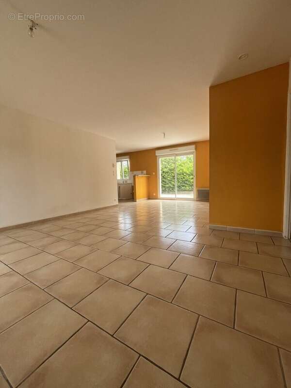 Maison 83 m² à Artannes-Sur-Thouet  - photo 6