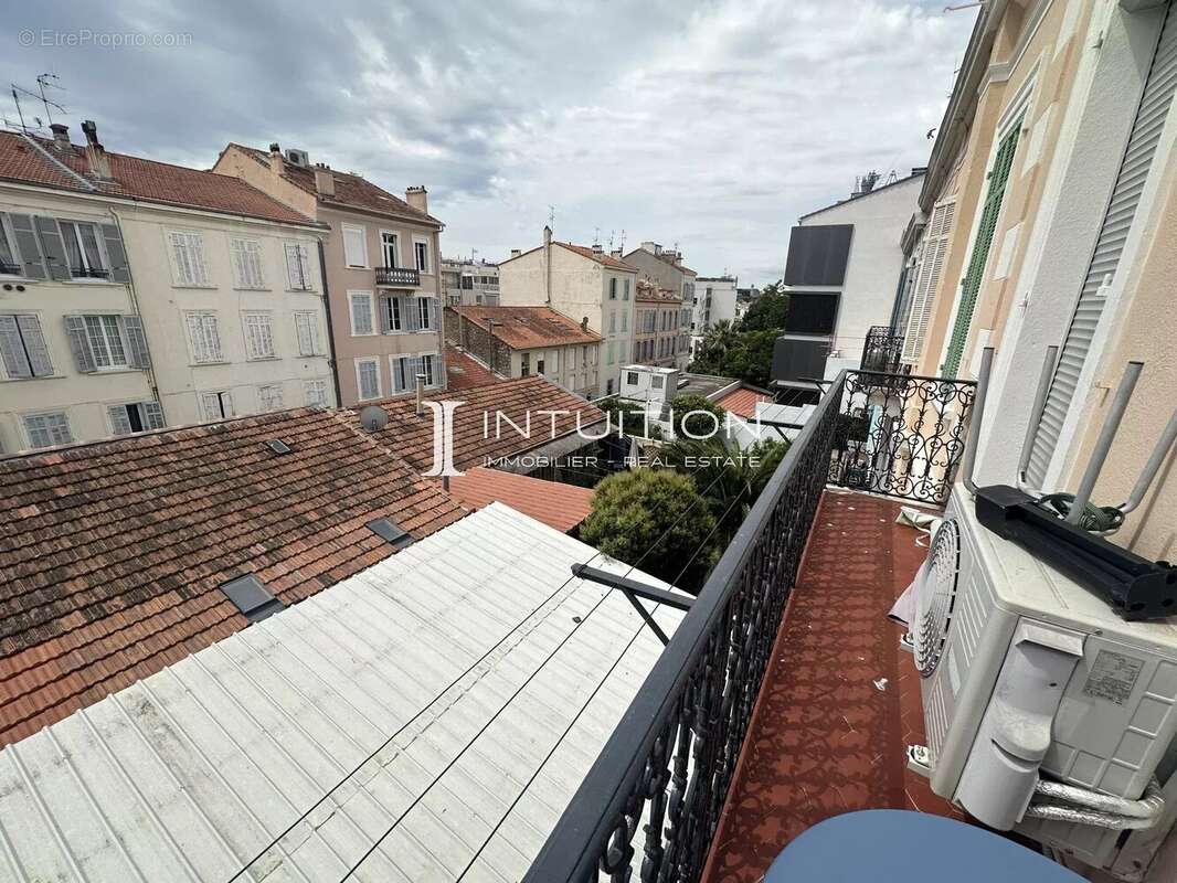 Cannes - Saint Nicolas : Ensemble de trois immeubles entiers - photo 11